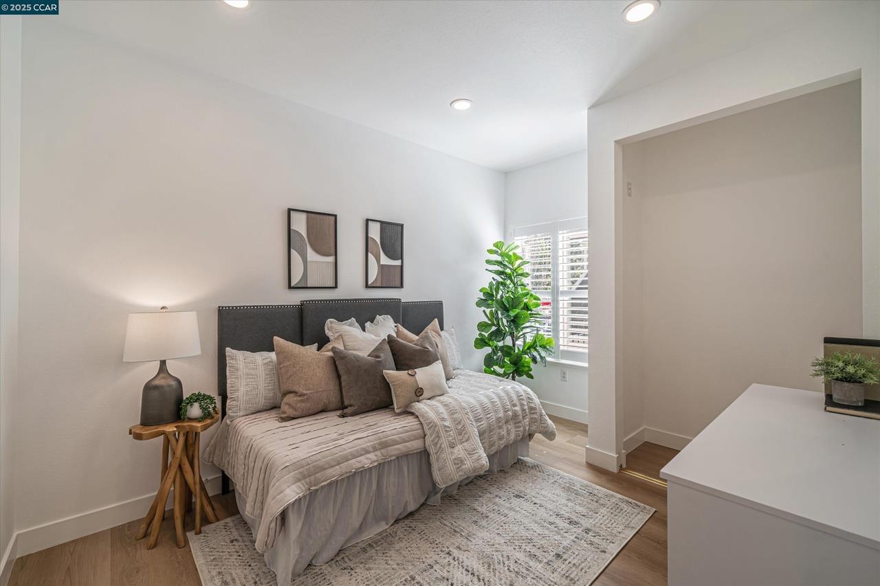 Detail Gallery Image 5 of 17 For 409 Norris Canyon Ter, San Ramon,  CA 94583 - 2 Beds | 1 Baths