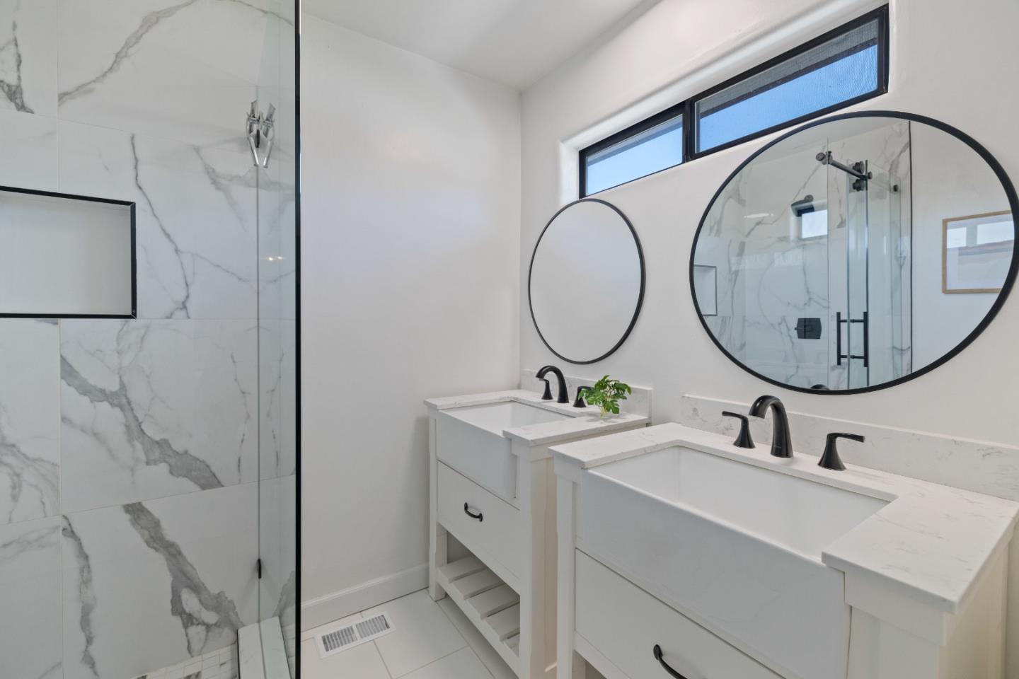 Detail Gallery Image 18 of 75 For 1640 Sunset Dr, Hollister,  CA 95023 - 3 Beds | 2 Baths