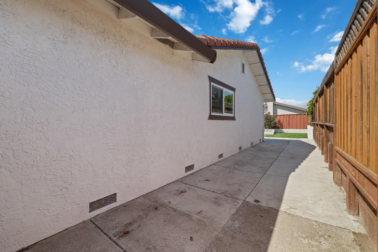 Detail Gallery Image 41 of 75 For 1640 Sunset Dr, Hollister,  CA 95023 - 3 Beds | 2 Baths