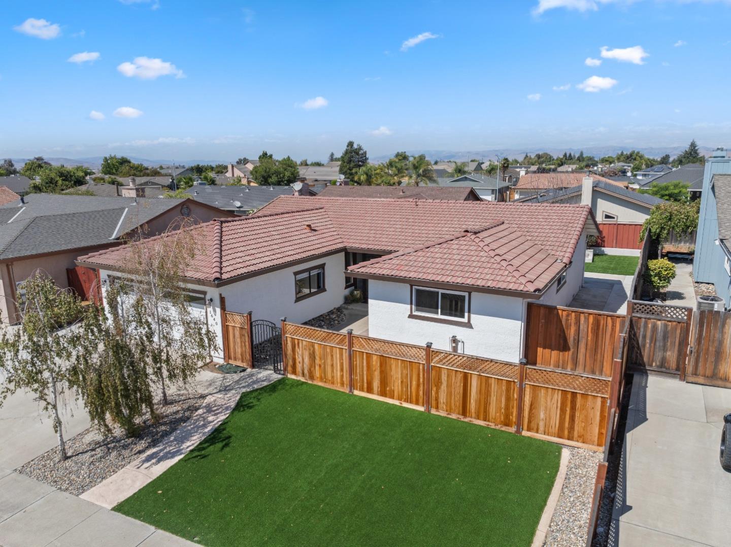 Detail Gallery Image 47 of 75 For 1640 Sunset Dr, Hollister,  CA 95023 - 3 Beds | 2 Baths