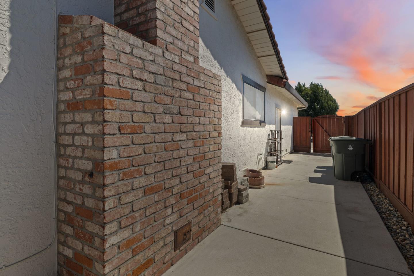 Detail Gallery Image 54 of 75 For 1640 Sunset Dr, Hollister,  CA 95023 - 3 Beds | 2 Baths