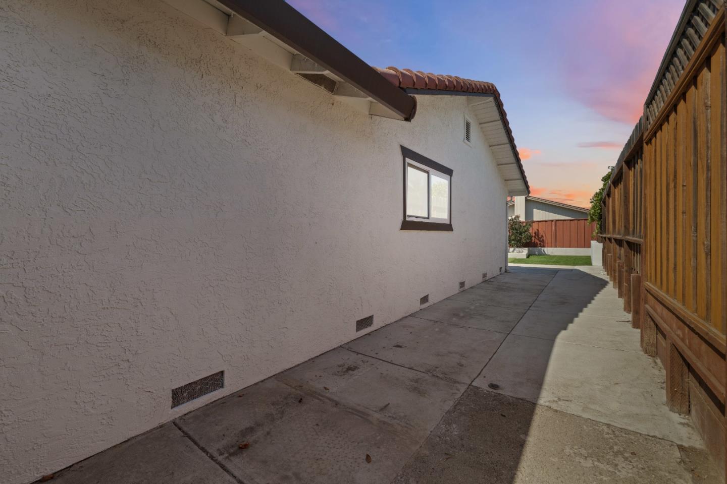 Detail Gallery Image 60 of 75 For 1640 Sunset Dr, Hollister,  CA 95023 - 3 Beds | 2 Baths