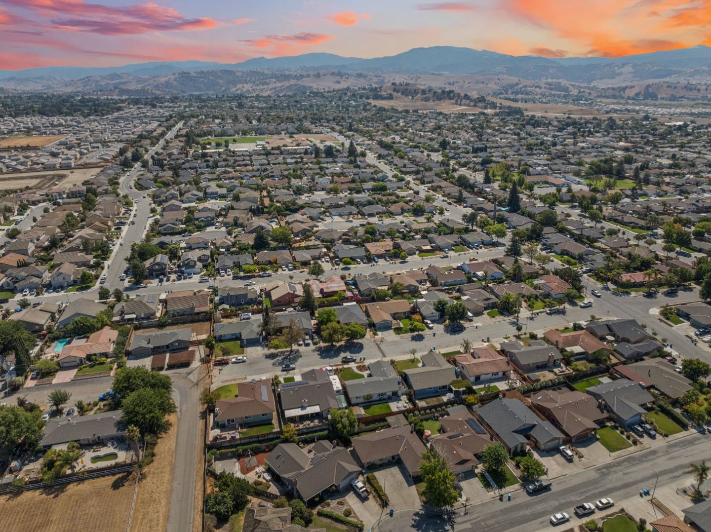 Detail Gallery Image 73 of 75 For 1640 Sunset Dr, Hollister,  CA 95023 - 3 Beds | 2 Baths