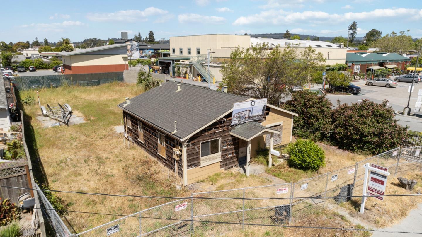 Detail Gallery Image 19 of 24 For 719 Darwin St, Santa Cruz,  CA 95062 - – Beds | – Baths