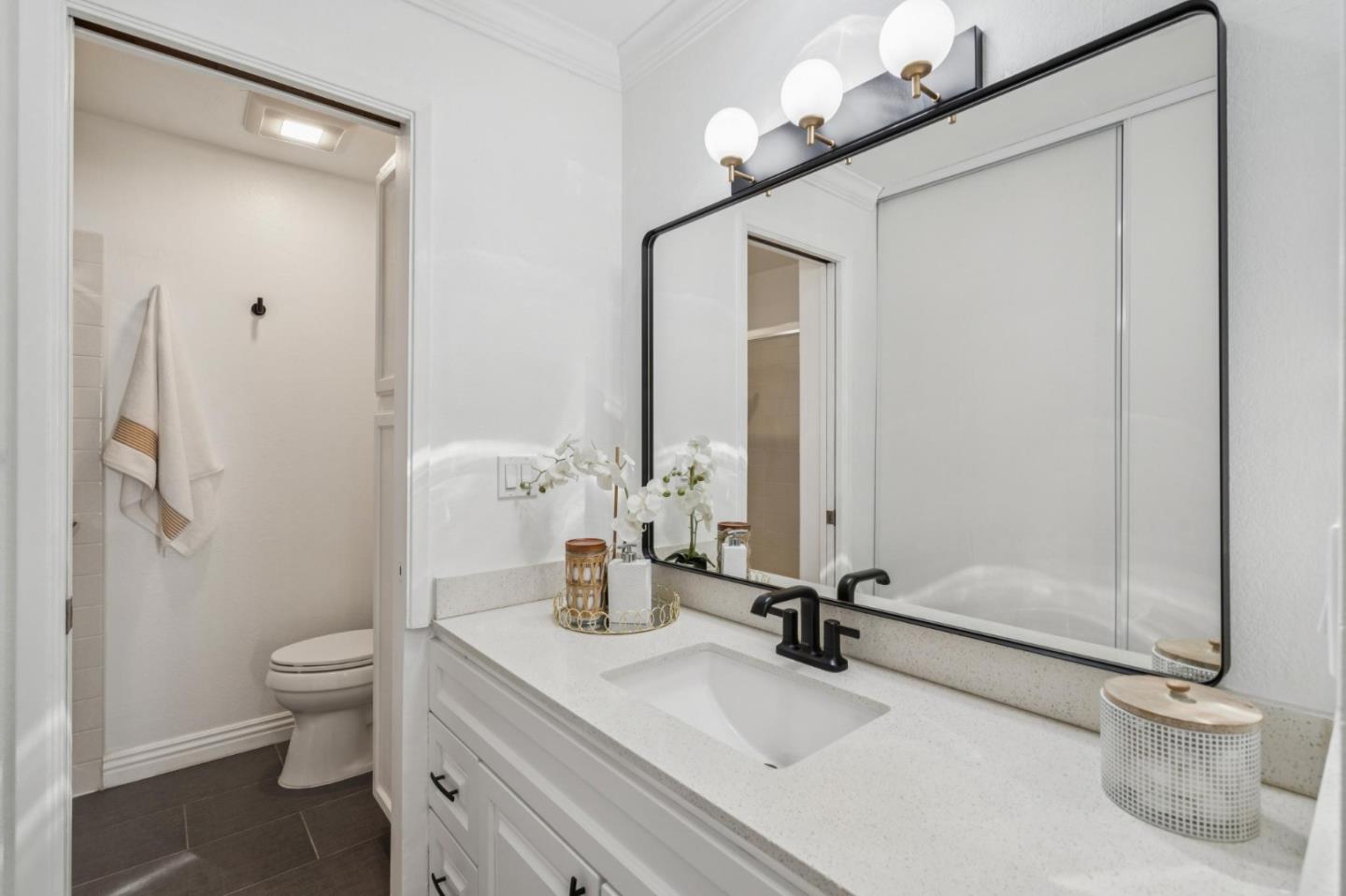 Detail Gallery Image 17 of 37 For 40425 Chapel Way #309,  Fremont,  CA 94538 - 2 Beds | 2 Baths