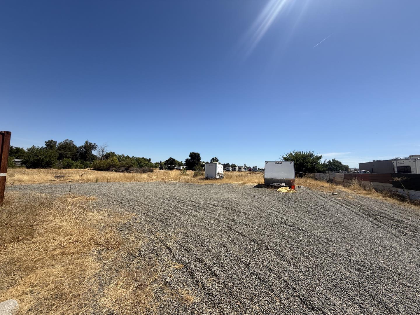 Detail Gallery Image 13 of 17 For 5444 Dry Creek Rd, Sacramento,  CA 95838 - 2 Beds | 2/1 Baths