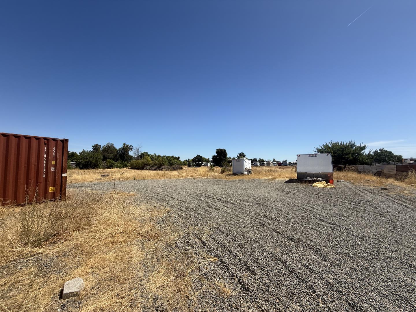 Detail Gallery Image 15 of 17 For 5444 Dry Creek Rd, Sacramento,  CA 95838 - 2 Beds | 2/1 Baths