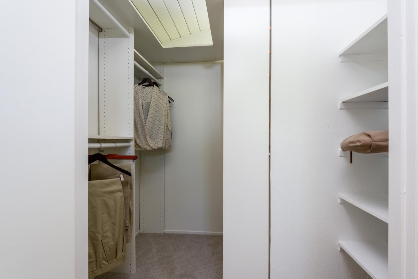 Detail Gallery Image 13 of 17 For 278 Monroe Dr #35,  Mountain View,  CA 94040 - 2 Beds | 1 Baths
