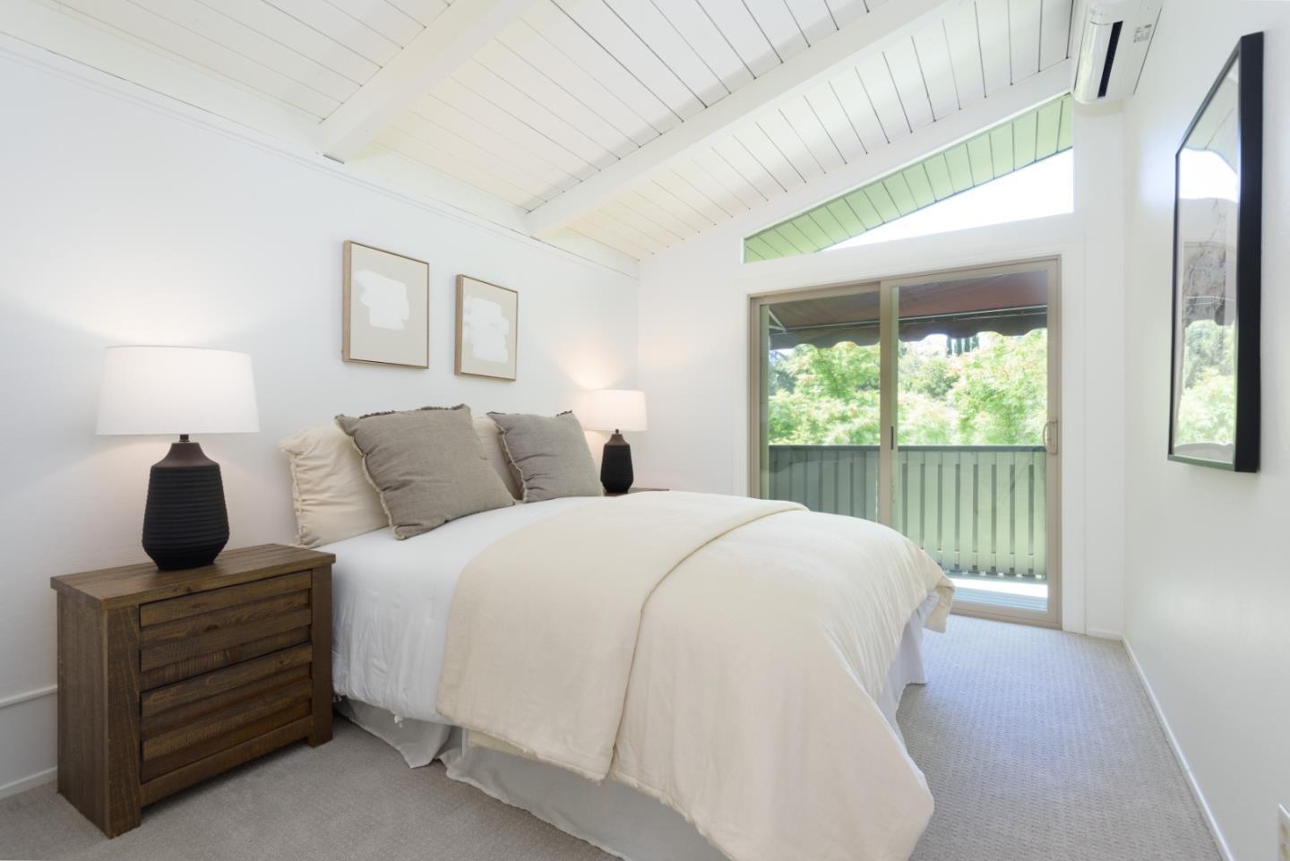 Detail Gallery Image 15 of 17 For 278 Monroe Dr #35,  Mountain View,  CA 94040 - 2 Beds | 1 Baths