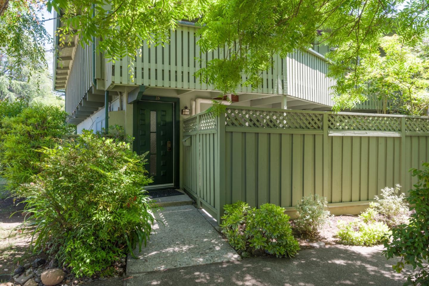 Detail Gallery Image 3 of 17 For 278 Monroe Dr #35,  Mountain View,  CA 94040 - 2 Beds | 1 Baths