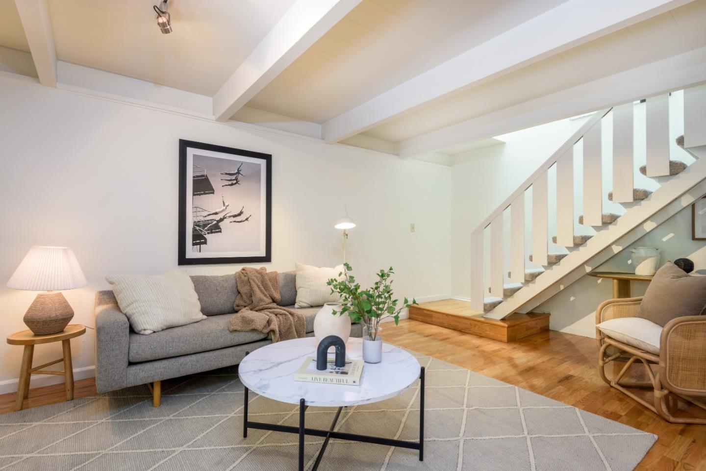 Detail Gallery Image 5 of 17 For 278 Monroe Dr #35,  Mountain View,  CA 94040 - 2 Beds | 1 Baths