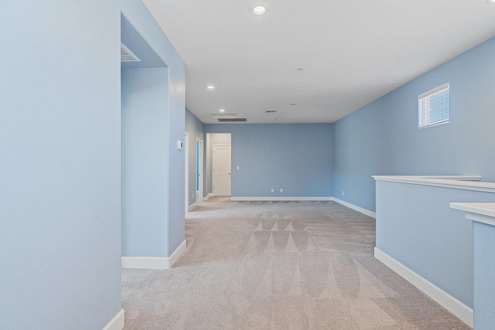 Detail Gallery Image 28 of 47 For 10 Hospital Rd, Hollister,  CA 95023 - 5 Beds | 2/1 Baths