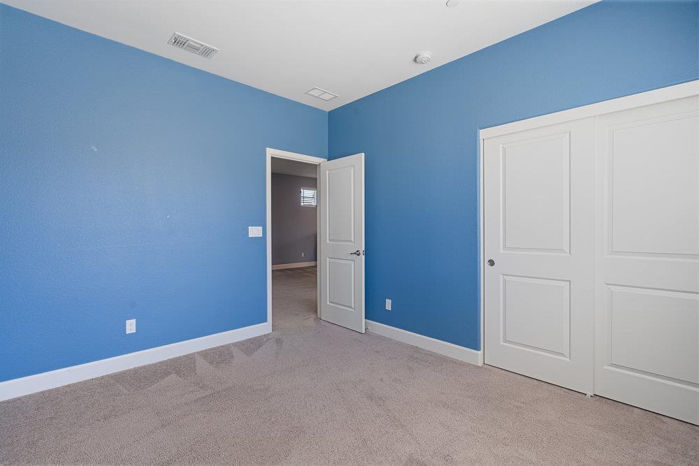 Detail Gallery Image 36 of 47 For 10 Hospital Rd, Hollister,  CA 95023 - 5 Beds | 2/1 Baths