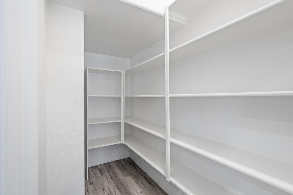 Detail Gallery Image 39 of 47 For 10 Hospital Rd, Hollister,  CA 95023 - 5 Beds | 2/1 Baths