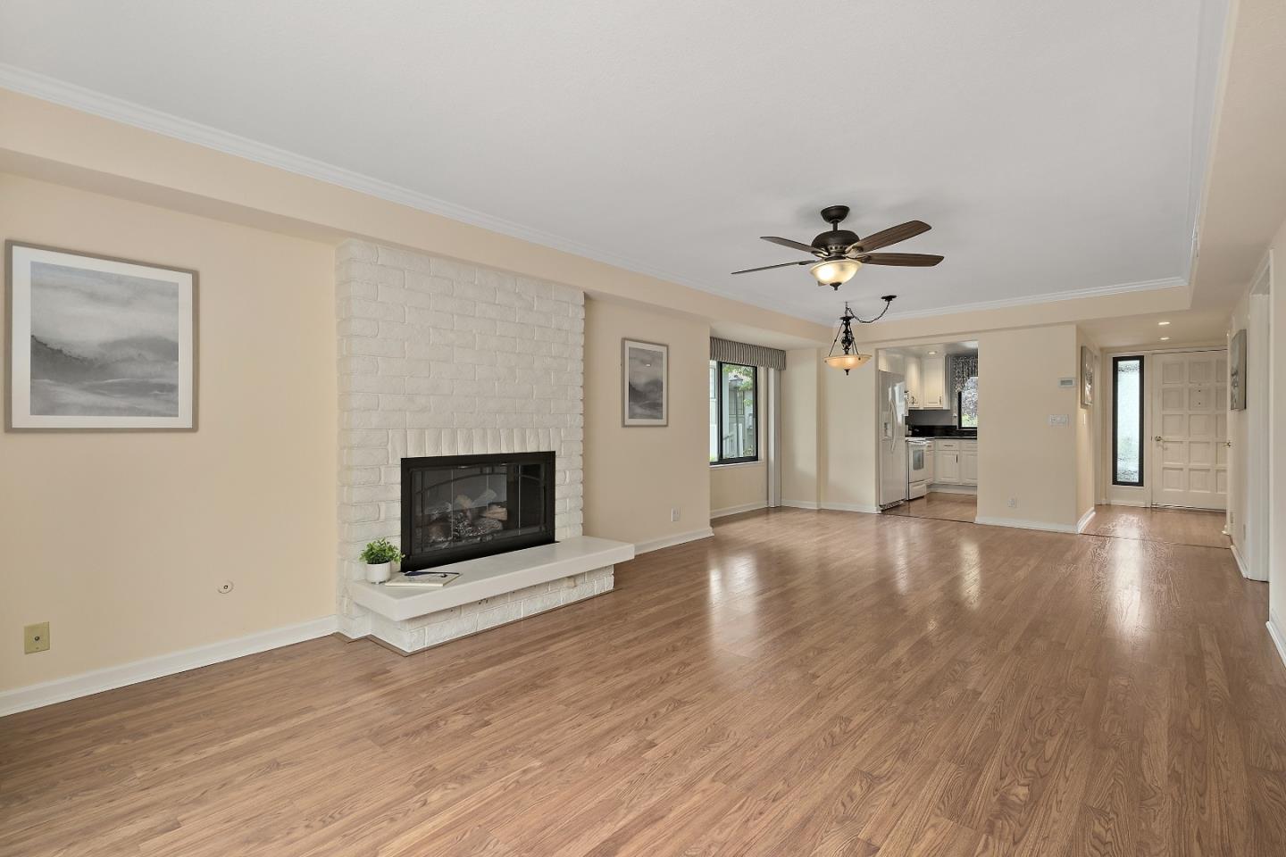 Detail Gallery Image 10 of 34 For 5336 Cribari Gln, San Jose,  CA 95135 - 2 Beds | 1 Baths