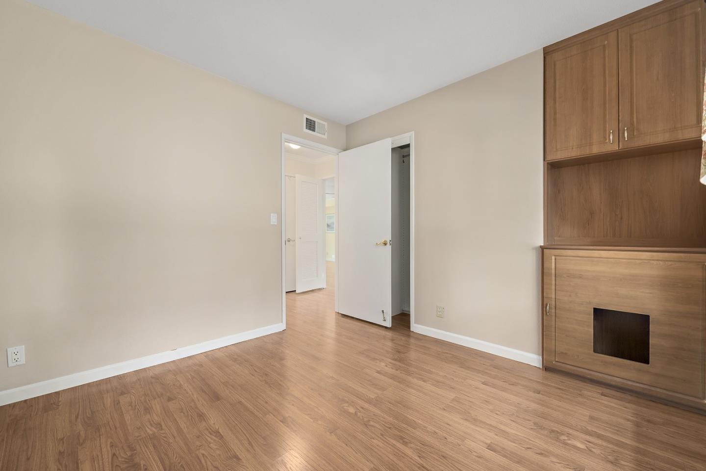 Detail Gallery Image 20 of 34 For 5336 Cribari Gln, San Jose,  CA 95135 - 2 Beds | 1 Baths