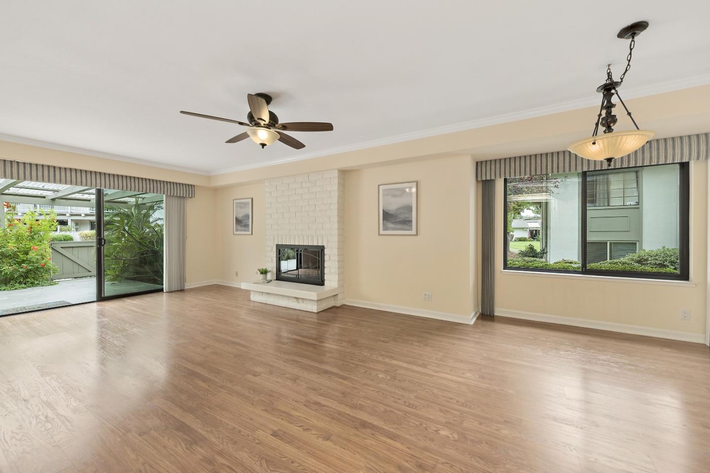 Detail Gallery Image 9 of 34 For 5336 Cribari Gln, San Jose,  CA 95135 - 2 Beds | 1 Baths