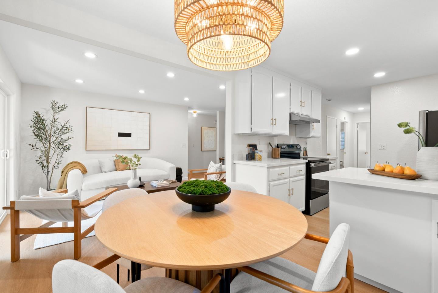 Detail Gallery Image 16 of 58 For 866 Apricot Ave #C,  Campbell,  CA 95008 - 2 Beds | 2 Baths
