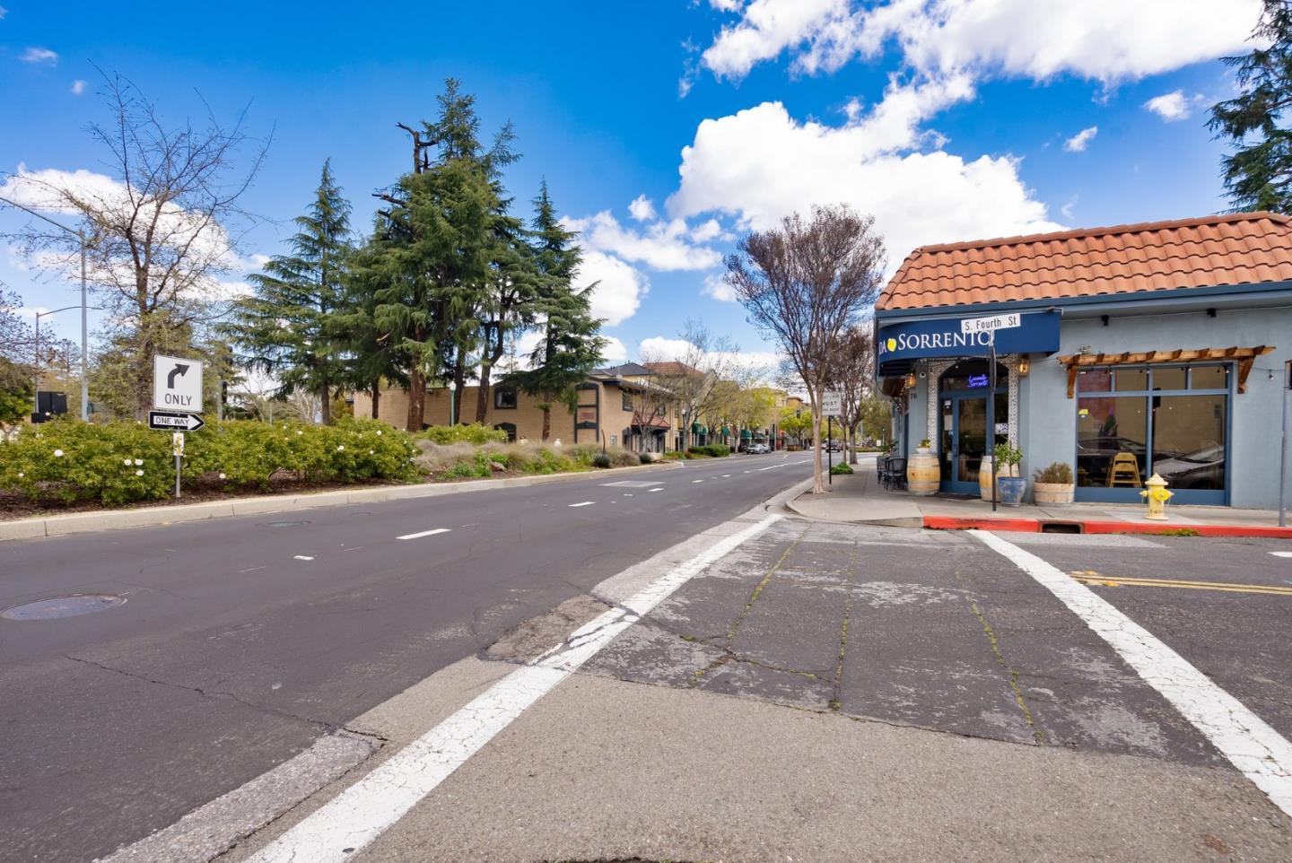 Detail Gallery Image 44 of 58 For 866 Apricot Ave #C,  Campbell,  CA 95008 - 2 Beds | 2 Baths