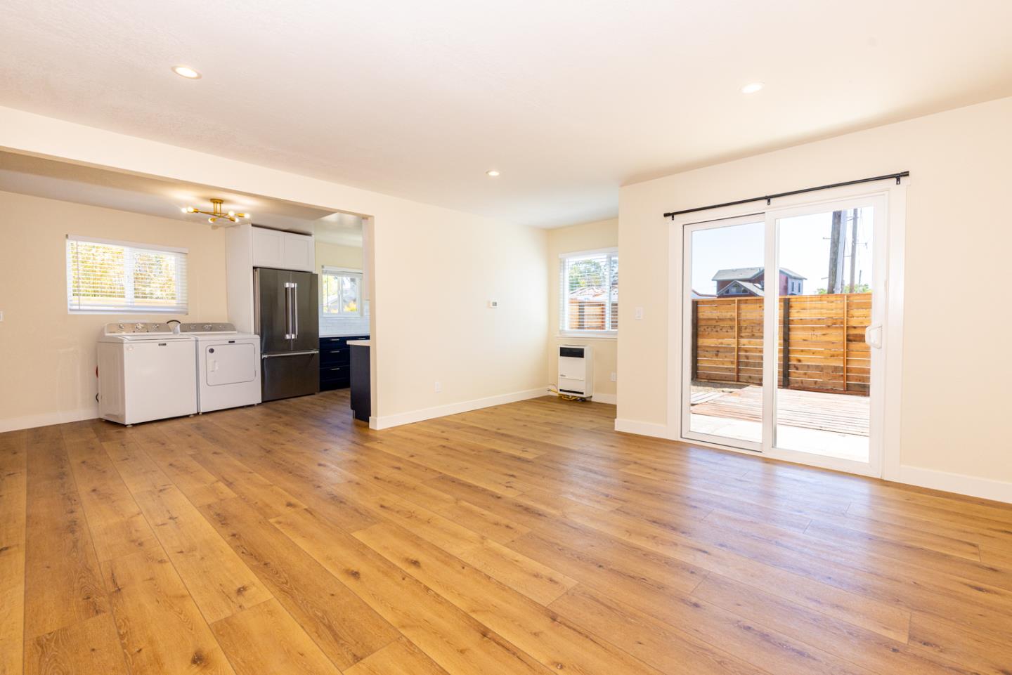 Detail Gallery Image 13 of 42 For 214 S Branciforte Ave, Santa Cruz,  CA 95062 - – Beds | – Baths