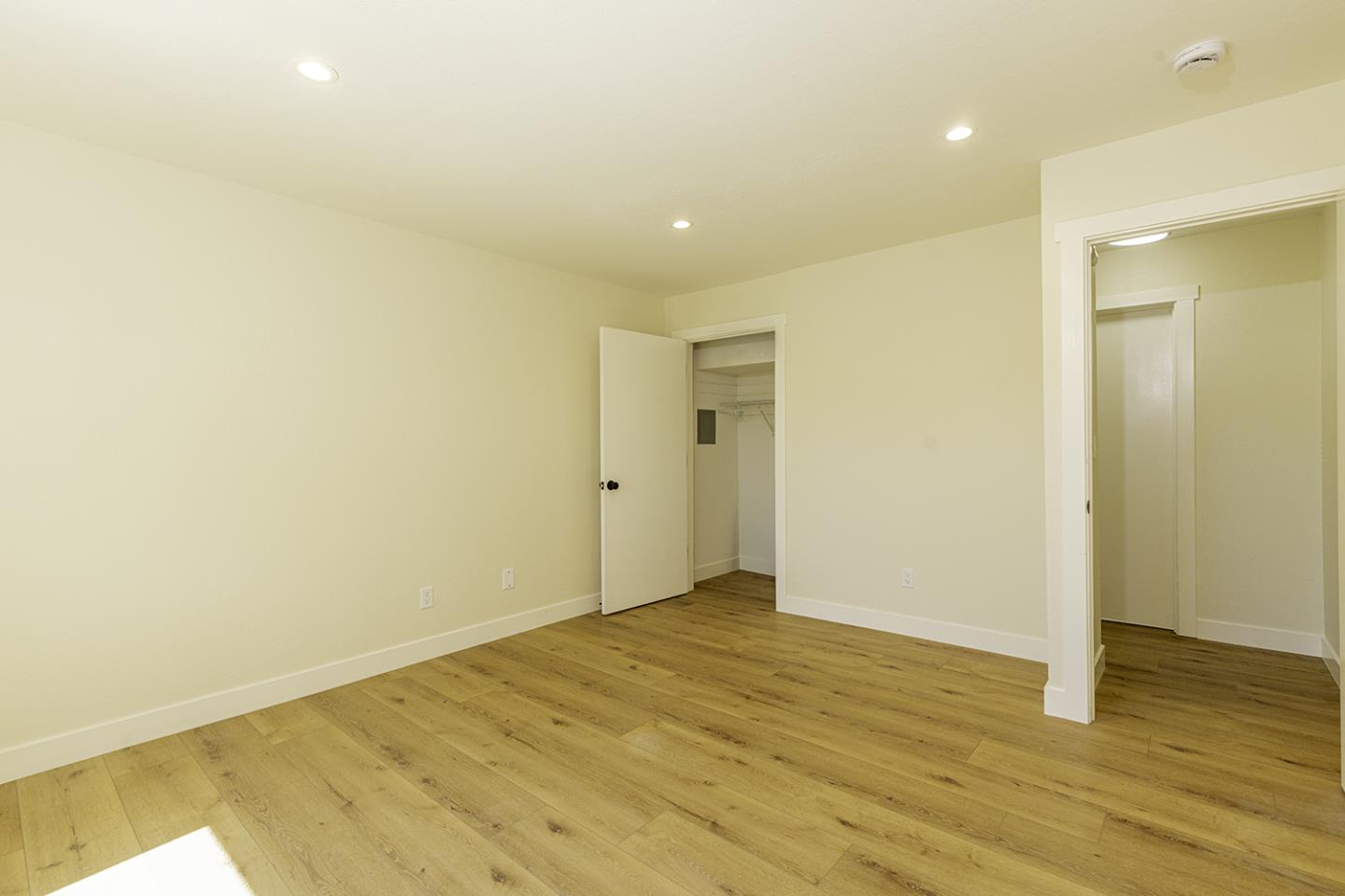 Detail Gallery Image 23 of 42 For 214 S Branciforte Ave, Santa Cruz,  CA 95062 - – Beds | – Baths