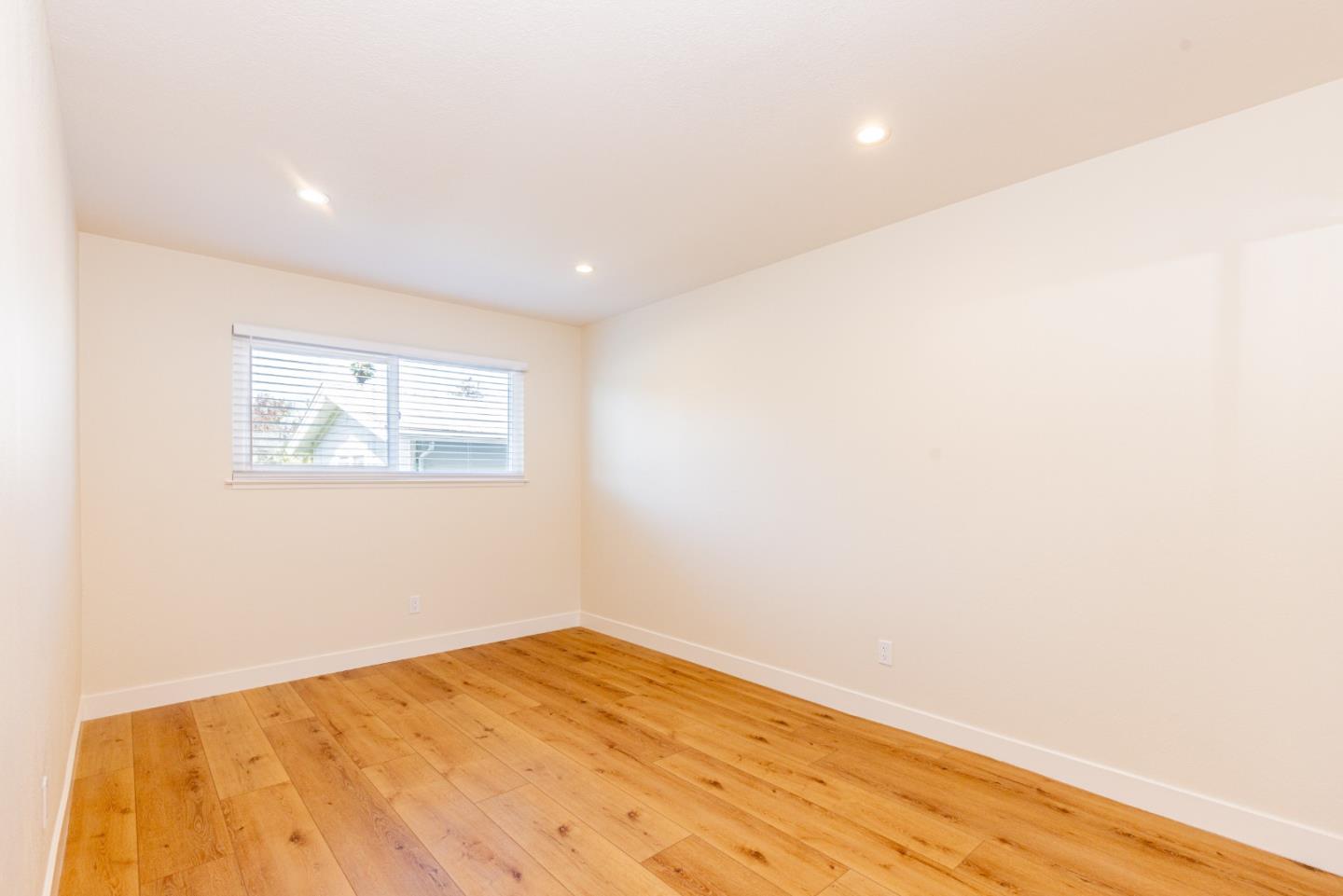 Detail Gallery Image 27 of 42 For 214 S Branciforte Ave, Santa Cruz,  CA 95062 - – Beds | – Baths