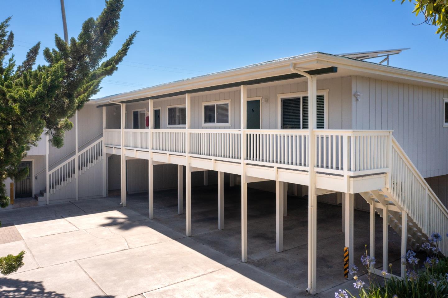 Detail Gallery Image 4 of 42 For 214 S Branciforte Ave, Santa Cruz,  CA 95062 - – Beds | – Baths