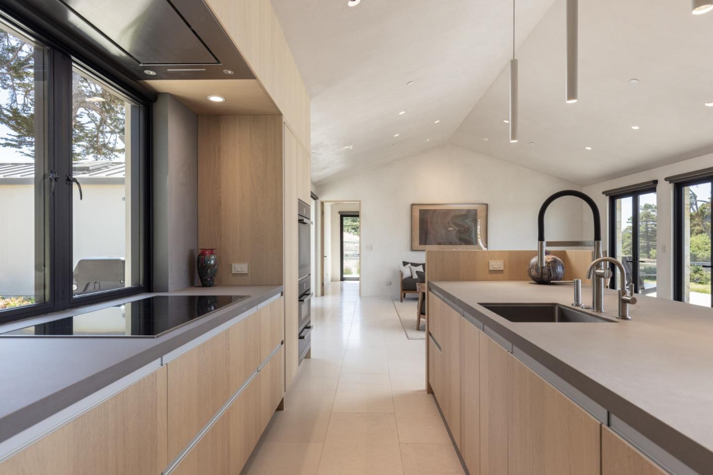 Detail Gallery Image 12 of 33 For 53 Riley Ranch Rd, Carmel,  CA 93923 - 4 Beds | 3/1 Baths