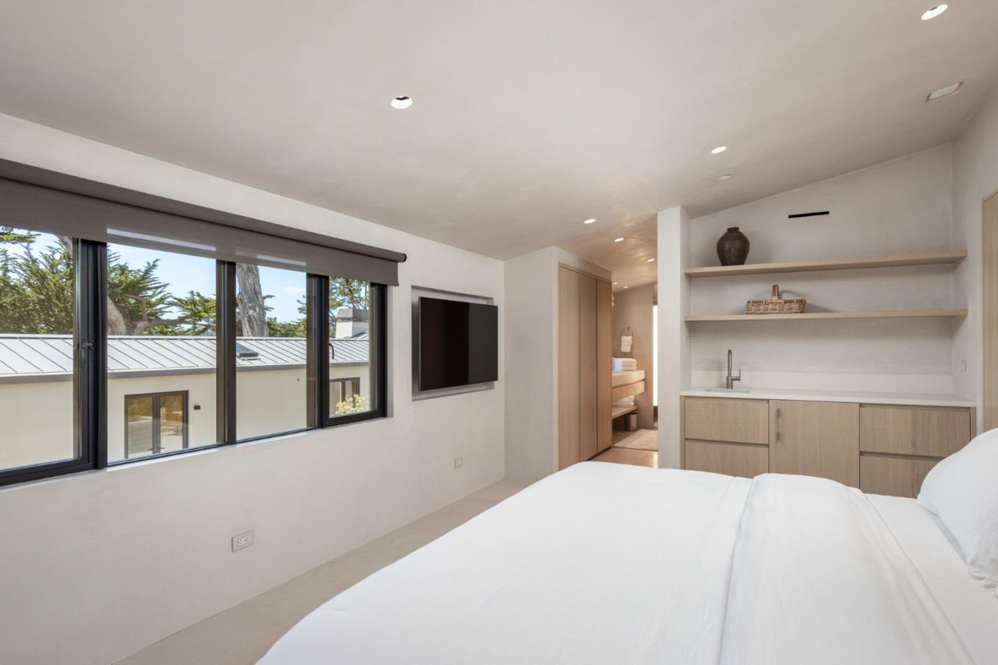 Detail Gallery Image 25 of 33 For 53 Riley Ranch Rd, Carmel,  CA 93923 - 4 Beds | 3/1 Baths