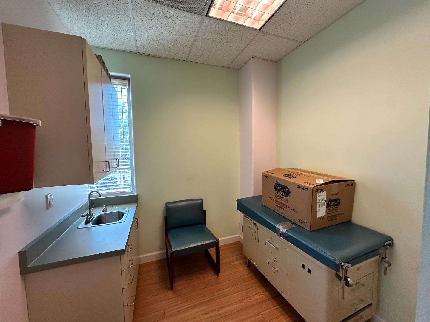 Detail Gallery Image 12 of 19 For 200 Jose Figueres Ave #220,  San Jose,  CA 95116 - – Beds | – Baths