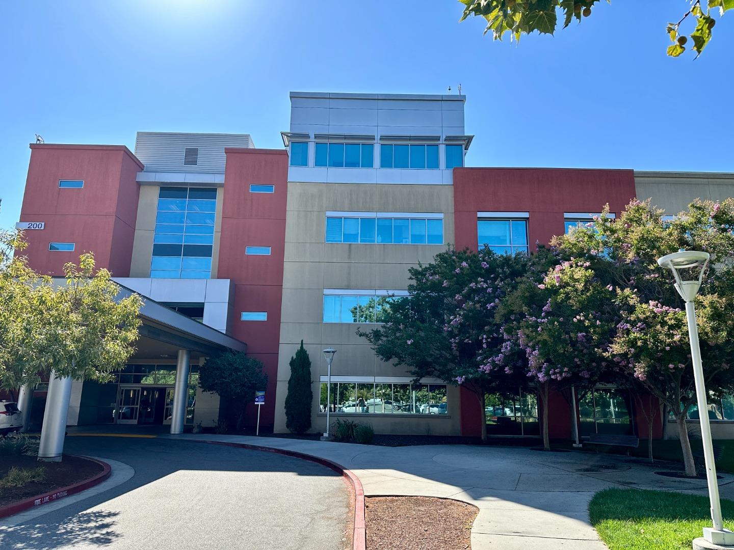 Detail Gallery Image 5 of 19 For 200 Jose Figueres Ave #220,  San Jose,  CA 95116 - – Beds | – Baths
