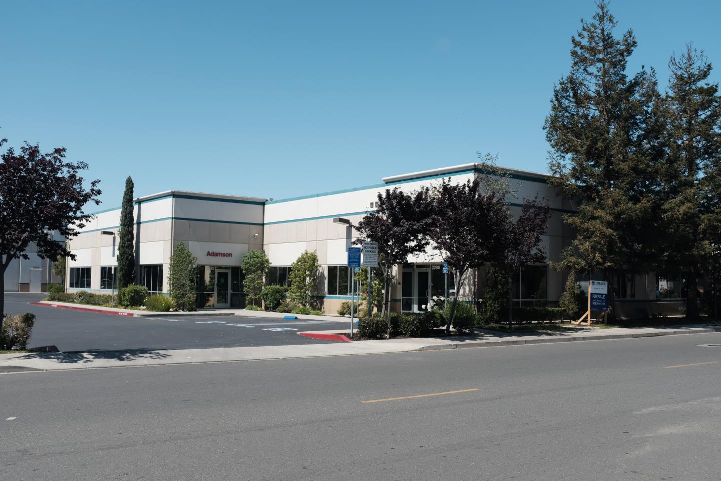 Detail Gallery Image 3 of 4 For 3286 Arden Rd #2-1,  Hayward,  CA 94545 - – Beds | – Baths