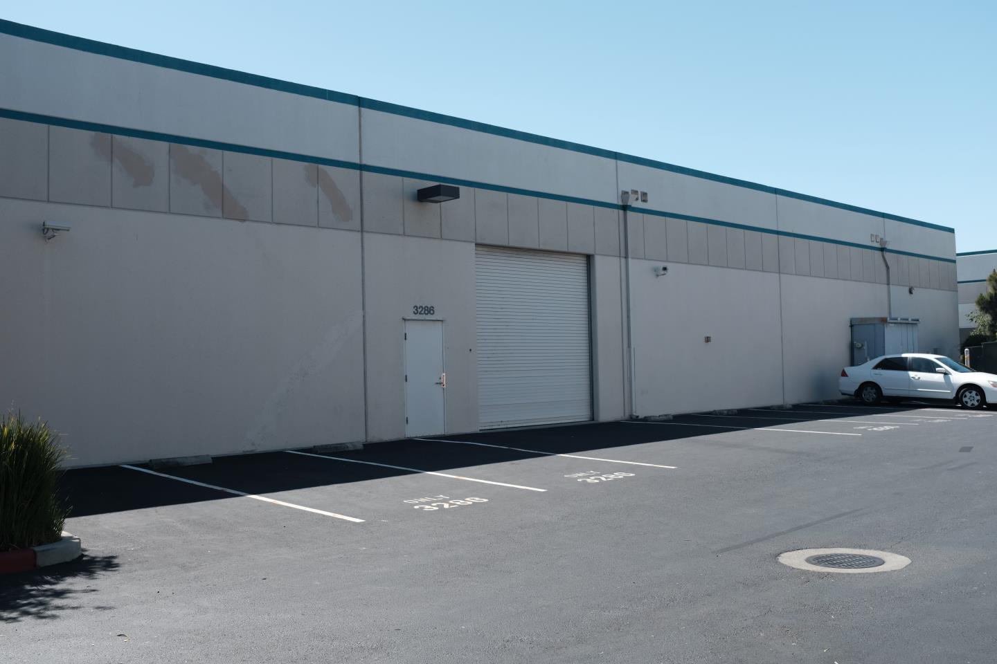 Detail Gallery Image 4 of 4 For 3286 Arden Rd #2-1,  Hayward,  CA 94545 - – Beds | – Baths