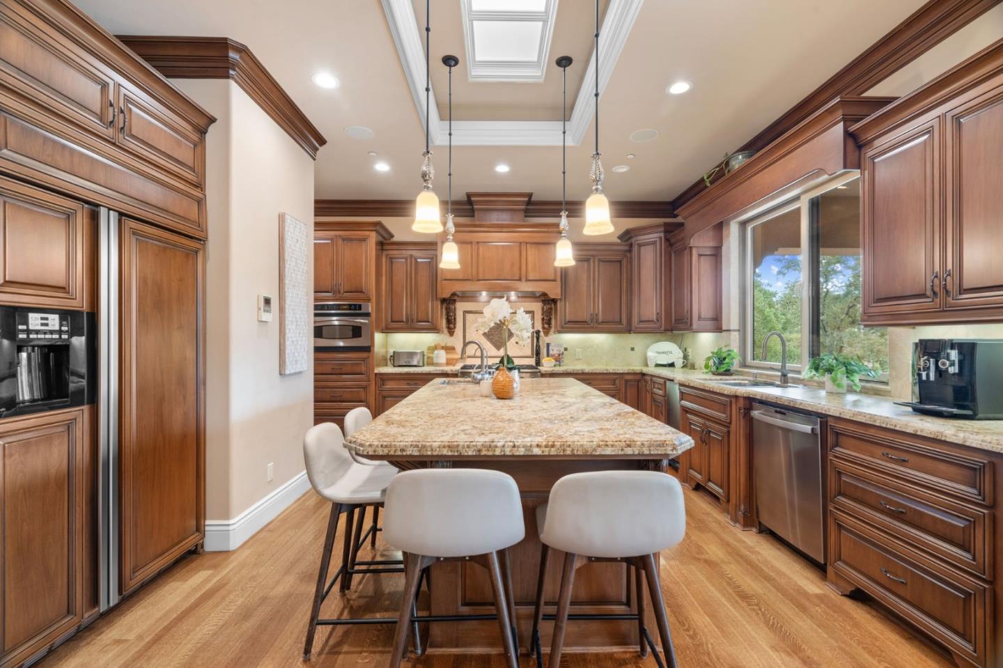 Detail Gallery Image 17 of 92 For 2302 Hoya Ln, Gilroy,  CA 95020 - 4 Beds | 3/1 Baths