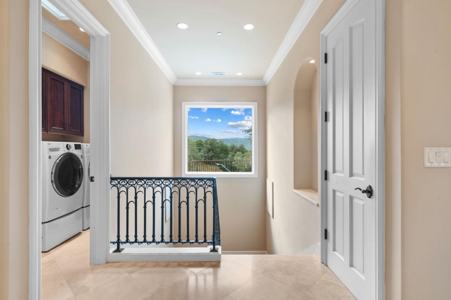 Detail Gallery Image 47 of 92 For 2302 Hoya Ln, Gilroy,  CA 95020 - 4 Beds | 3/1 Baths