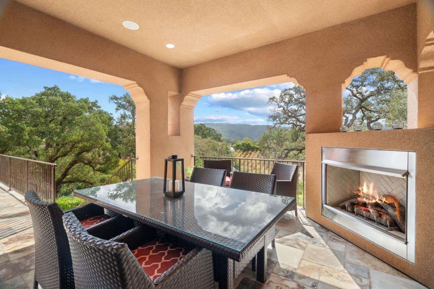 Detail Gallery Image 50 of 92 For 2302 Hoya Ln, Gilroy,  CA 95020 - 4 Beds | 3/1 Baths