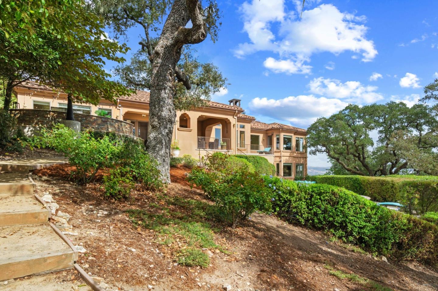 Detail Gallery Image 66 of 92 For 2302 Hoya Ln, Gilroy,  CA 95020 - 4 Beds | 3/1 Baths