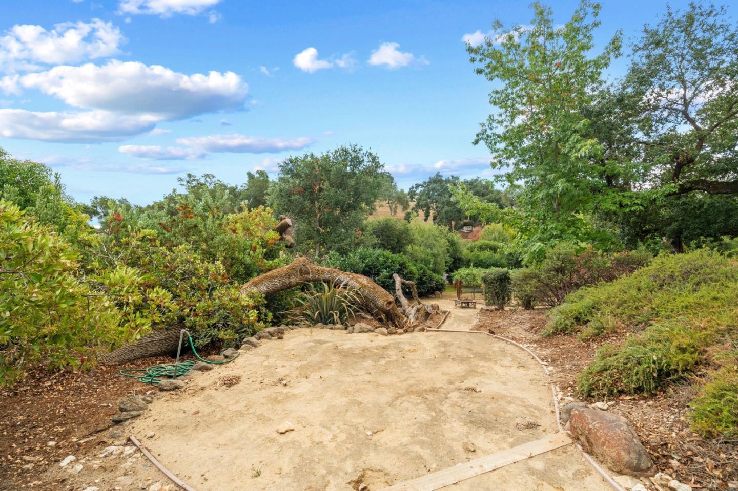 Detail Gallery Image 69 of 92 For 2302 Hoya Ln, Gilroy,  CA 95020 - 4 Beds | 3/1 Baths