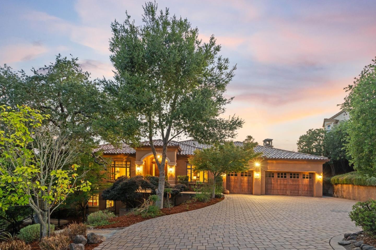 Detail Gallery Image 74 of 92 For 2302 Hoya Ln, Gilroy,  CA 95020 - 4 Beds | 3/1 Baths