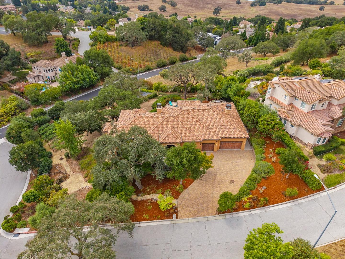 Detail Gallery Image 89 of 92 For 2302 Hoya Ln, Gilroy,  CA 95020 - 4 Beds | 3/1 Baths