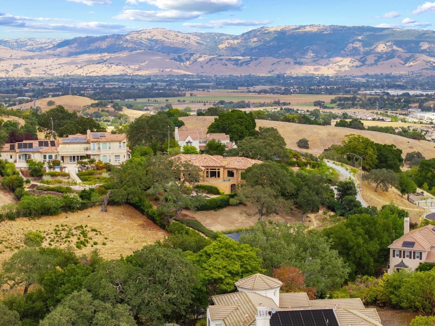 Detail Gallery Image 91 of 92 For 2302 Hoya Ln, Gilroy,  CA 95020 - 4 Beds | 3/1 Baths