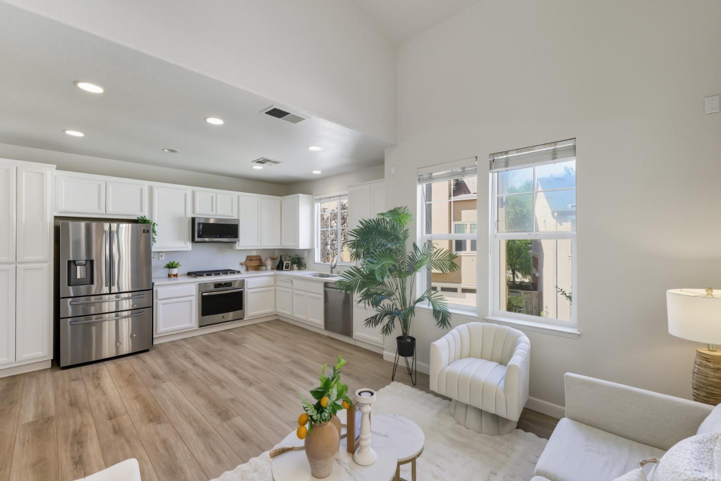 Detail Gallery Image 12 of 35 For 4226 Tobin Cir, Santa Clara,  CA 95054 - 3 Beds | 3/1 Baths