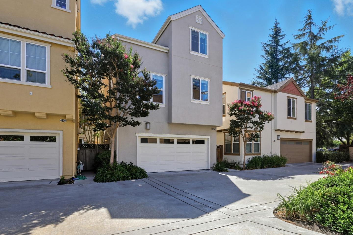Detail Gallery Image 29 of 35 For 4226 Tobin Cir, Santa Clara,  CA 95054 - 3 Beds | 3/1 Baths
