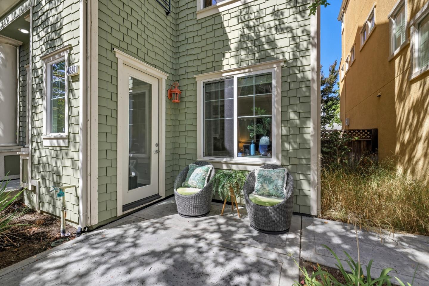 Detail Gallery Image 3 of 35 For 4226 Tobin Cir, Santa Clara,  CA 95054 - 3 Beds | 3/1 Baths