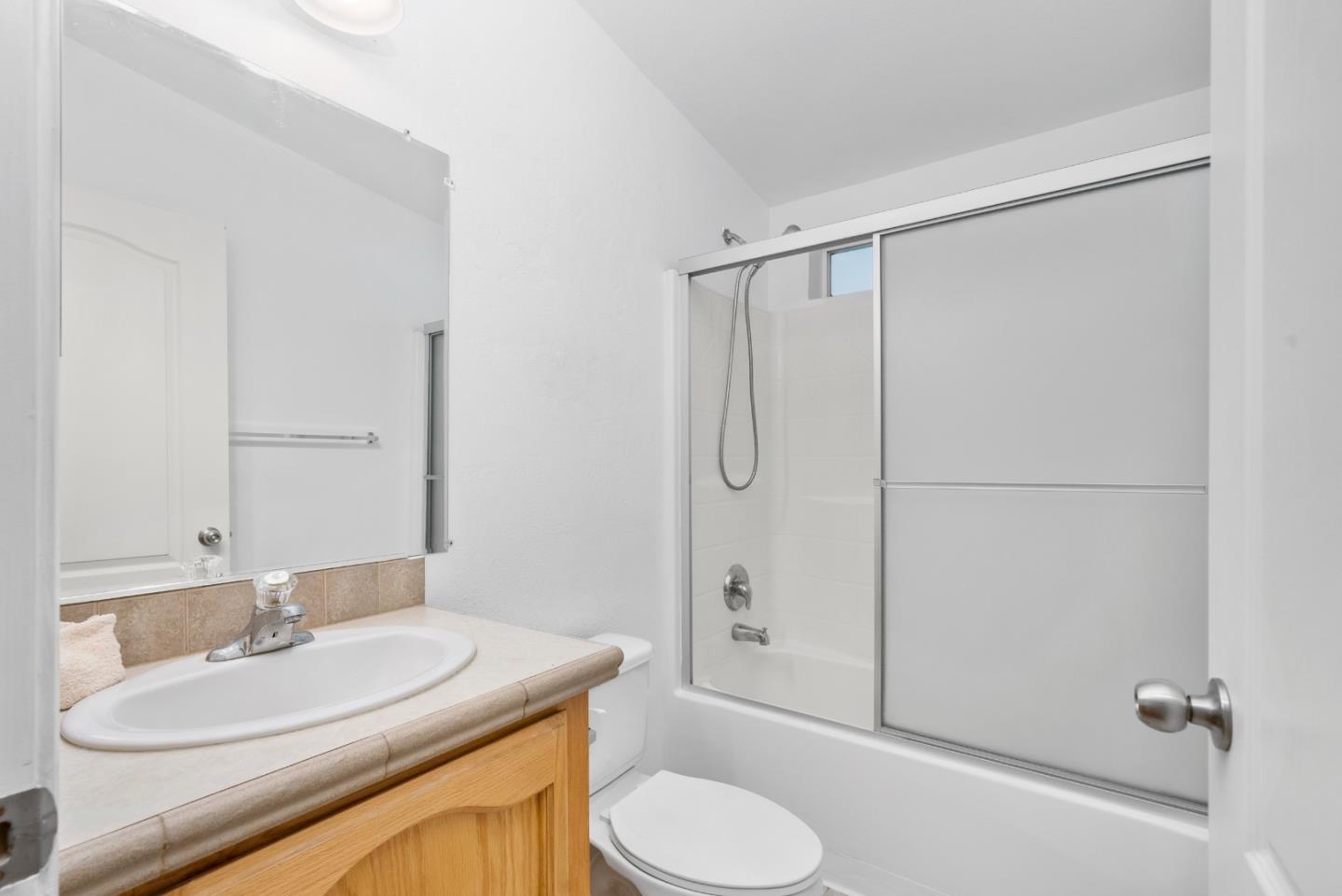 Detail Gallery Image 11 of 19 For 1085 Tasman Dr #496,  Sunnyvale,  CA 94089 - 3 Beds | 2 Baths