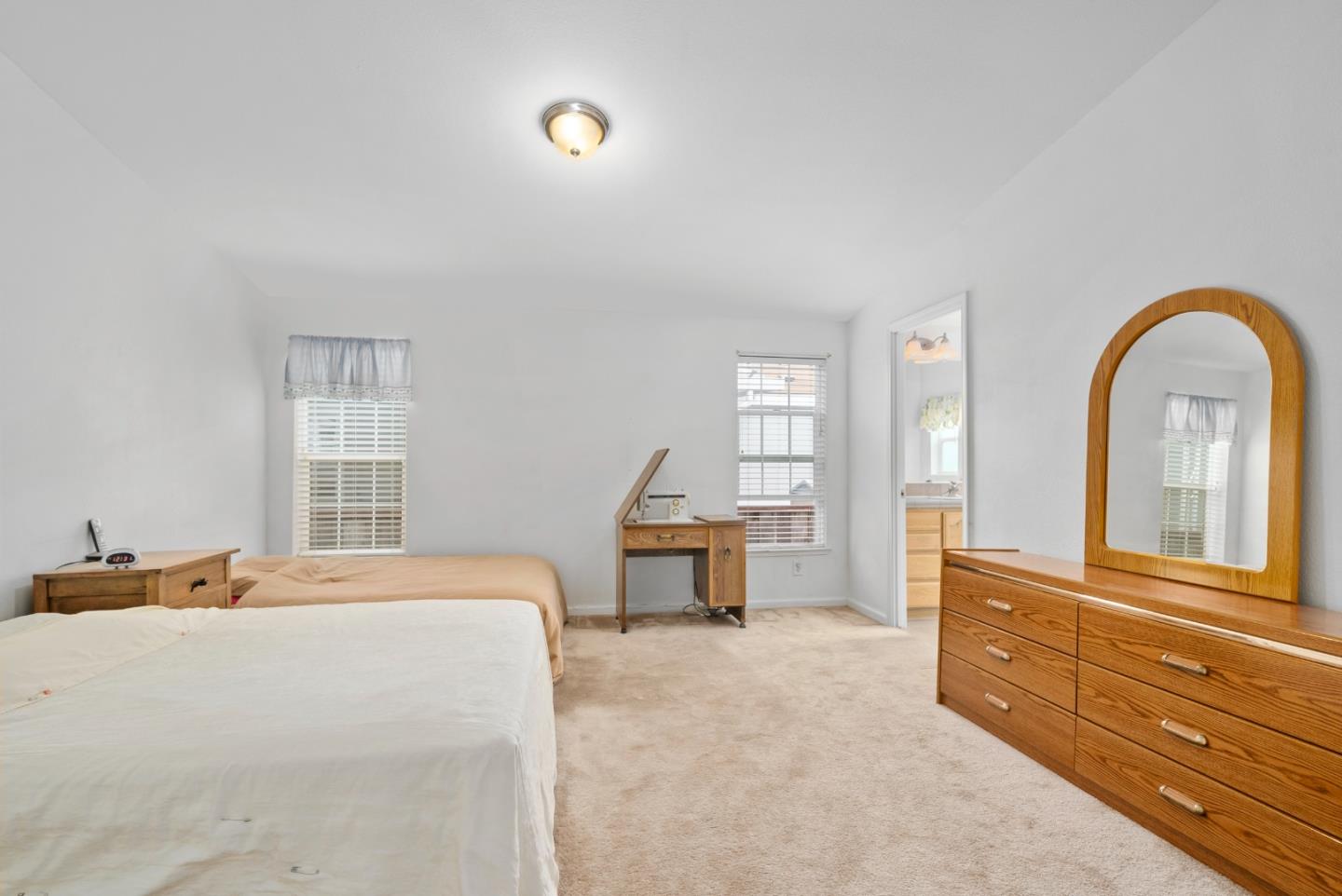 Detail Gallery Image 12 of 19 For 1085 Tasman Dr #496,  Sunnyvale,  CA 94089 - 3 Beds | 2 Baths