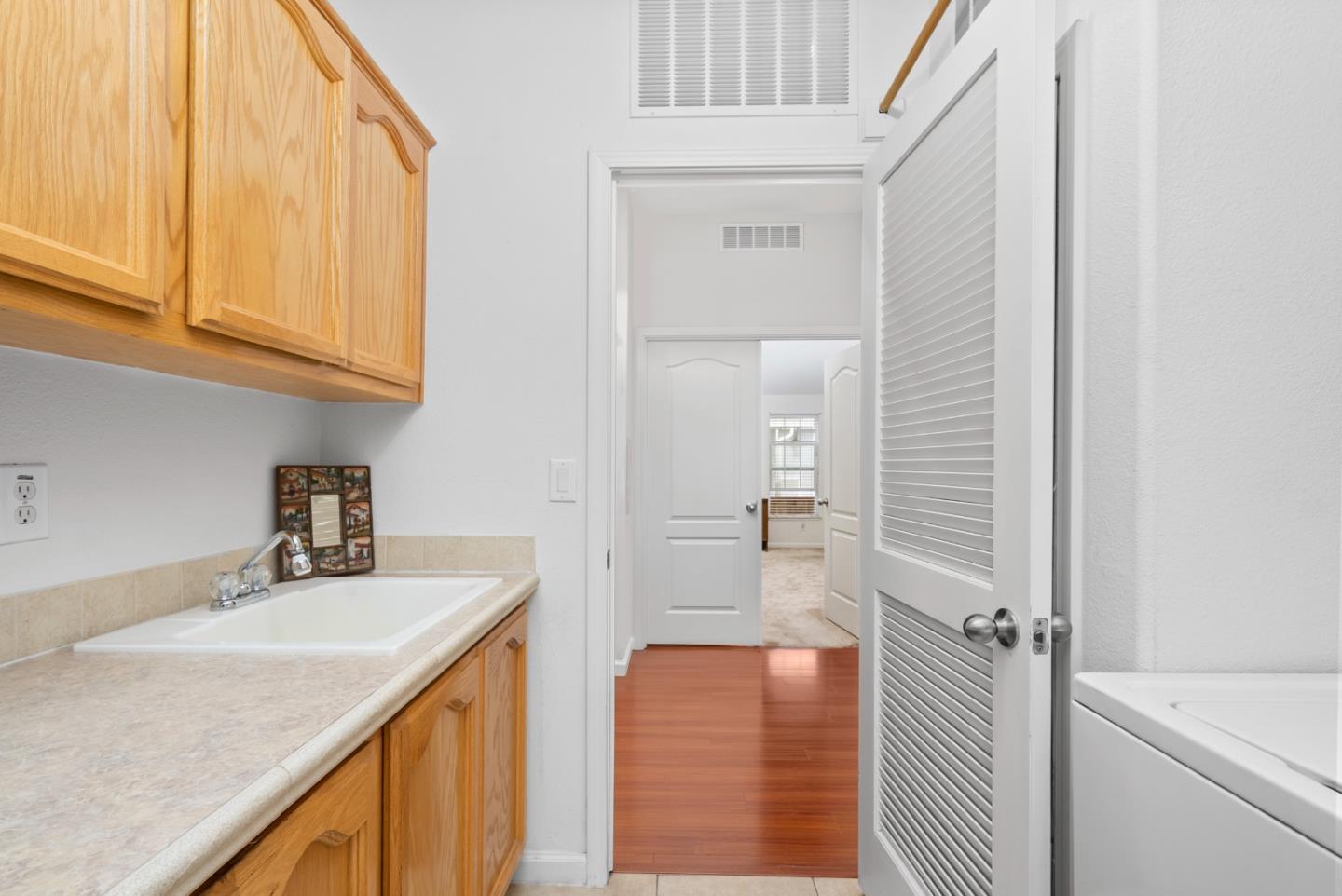 Detail Gallery Image 16 of 19 For 1085 Tasman Dr #496,  Sunnyvale,  CA 94089 - 3 Beds | 2 Baths