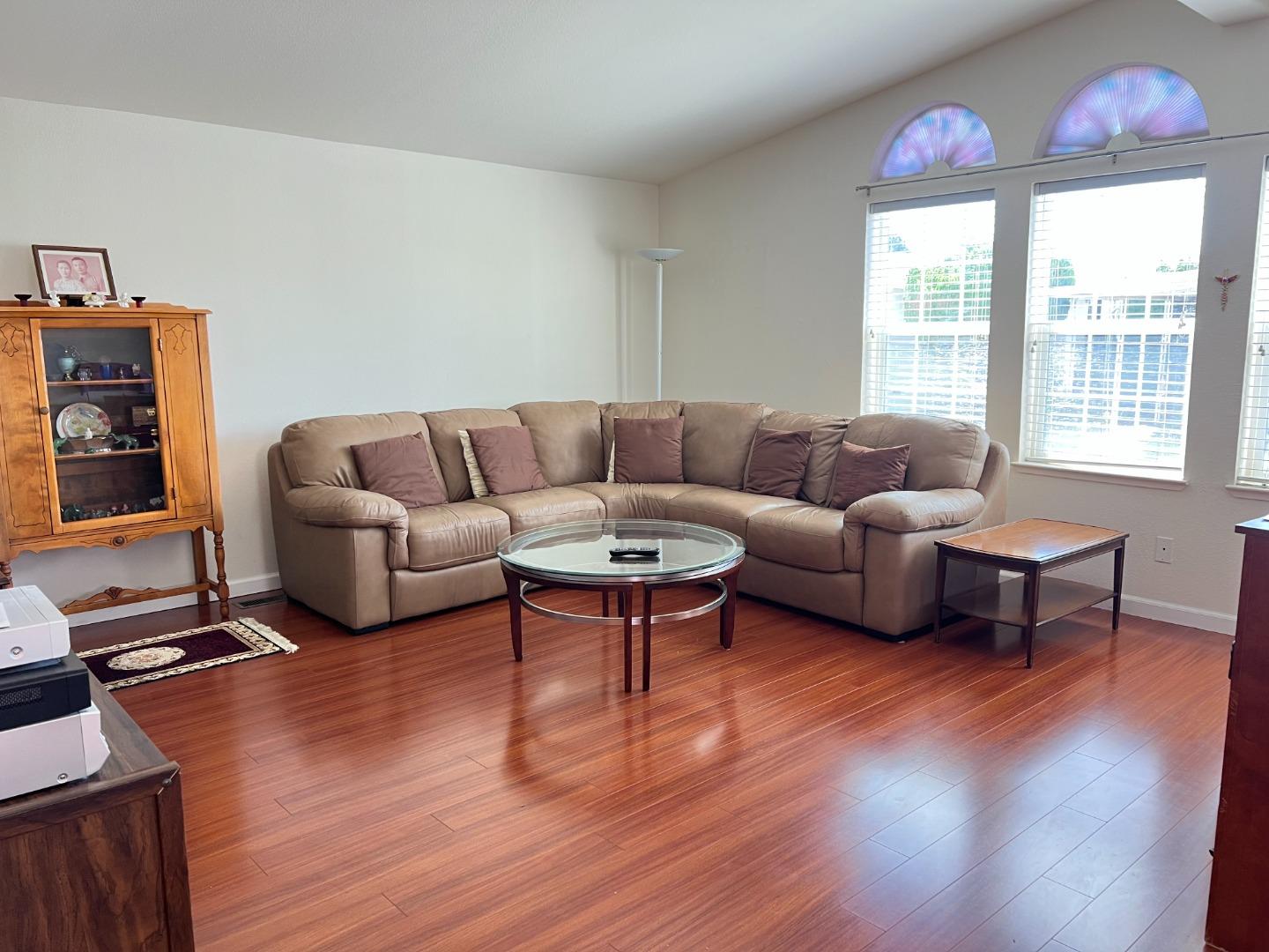 Detail Gallery Image 7 of 7 For 1085 Tasman Dr #496,  Sunnyvale,  CA 94089 - 3 Beds | 2 Baths