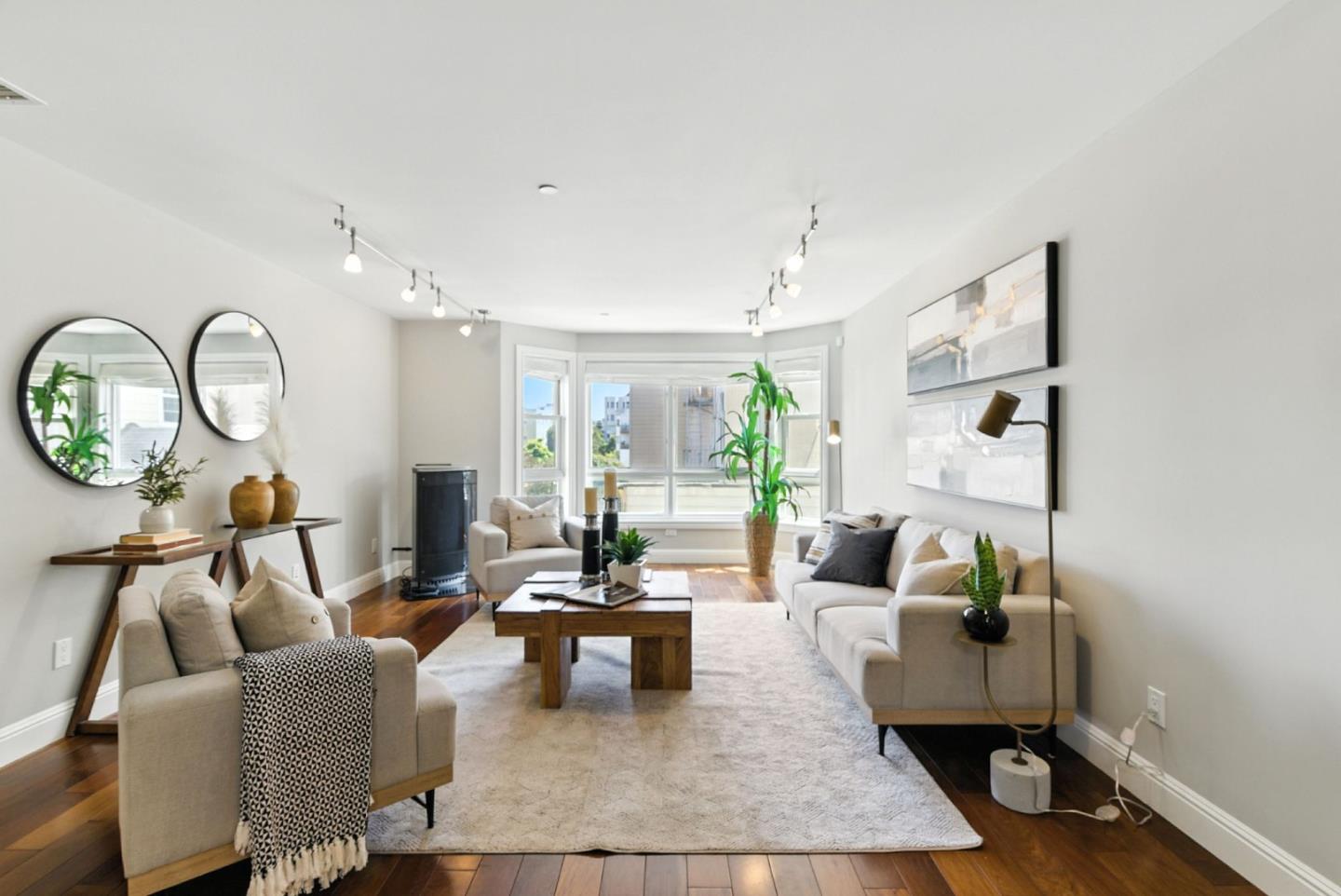 Detail Gallery Image 2 of 24 For 2443 Clement St #4,  San Francisco,  CA 94121 - 2 Beds | 1 Baths
