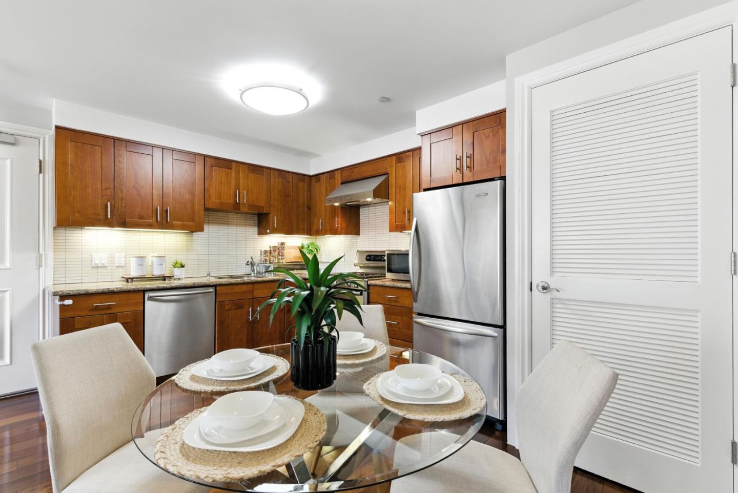 Detail Gallery Image 6 of 24 For 2443 Clement St #4,  San Francisco,  CA 94121 - 2 Beds | 1 Baths